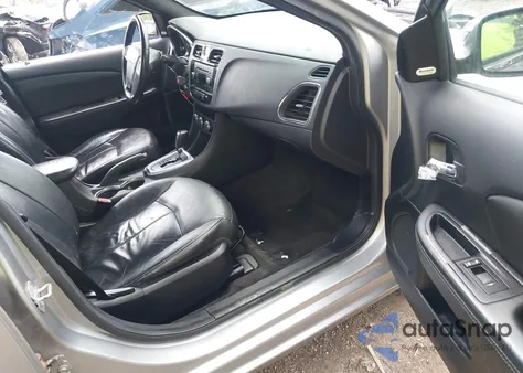 2013 Chrysler 200 Limited из США, поврежденный, VIN 1C3CCBCG3DN664587